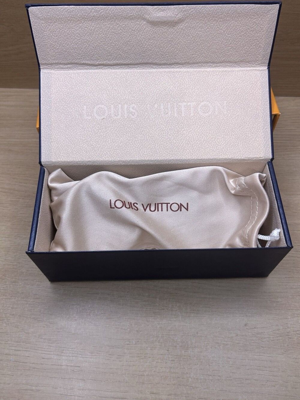 Louis Vuitton Z2130U Monogram Sunglasses - Picture 12 of 14